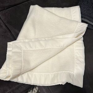 Vintage Quiltex Baby Blanket Satin Trim Cream Color